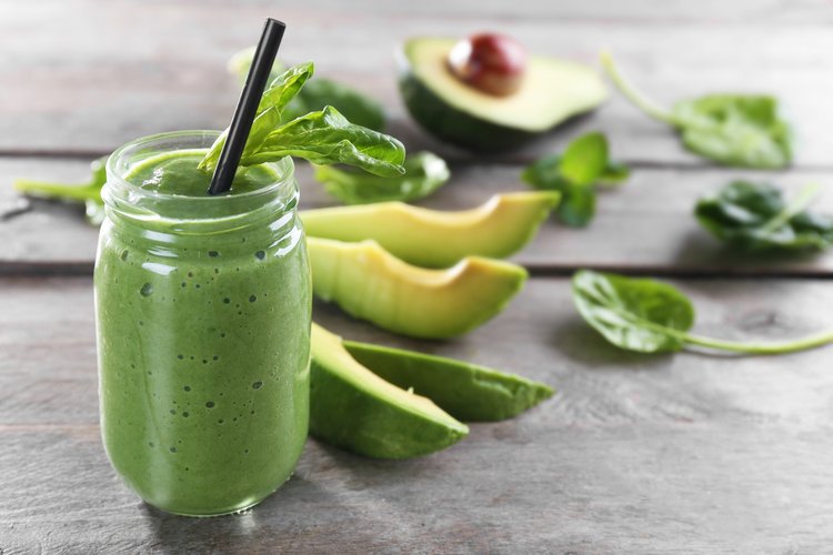 Grøn smoothie med avocado